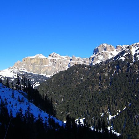 Hotel San Giovanni Vigo di Fassa Exteriör bild