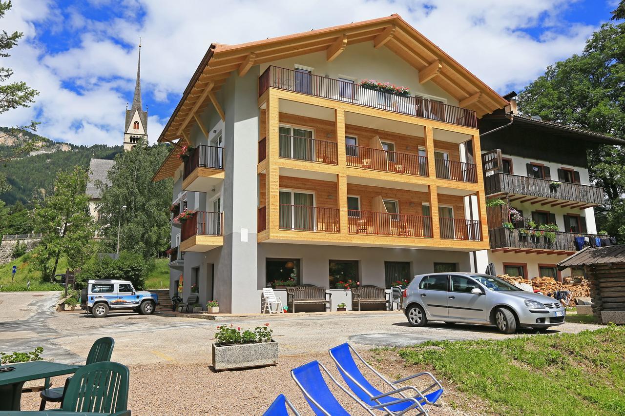 Hotel San Giovanni Vigo di Fassa Exteriör bild