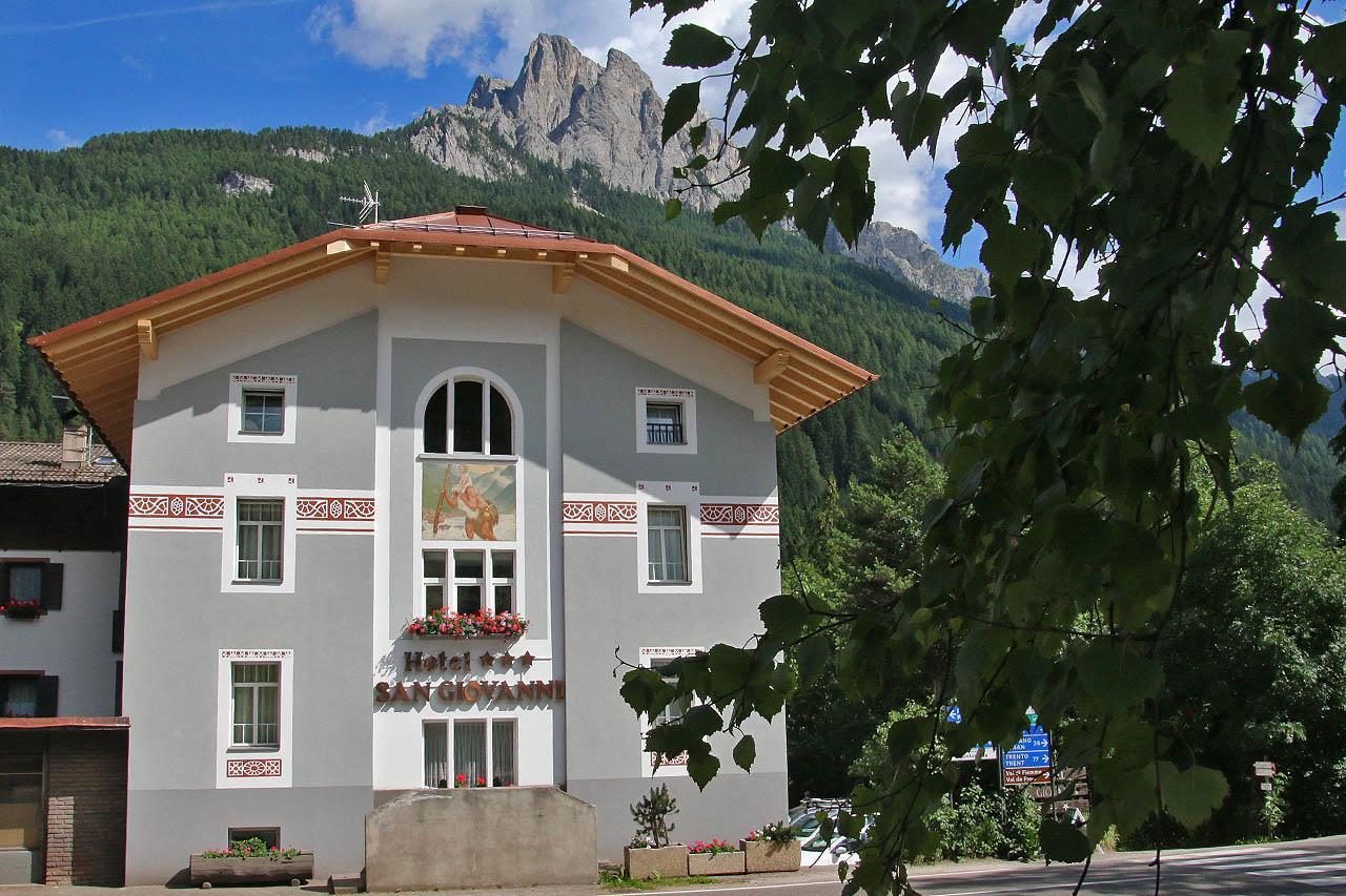 Hotel San Giovanni Vigo di Fassa Exteriör bild