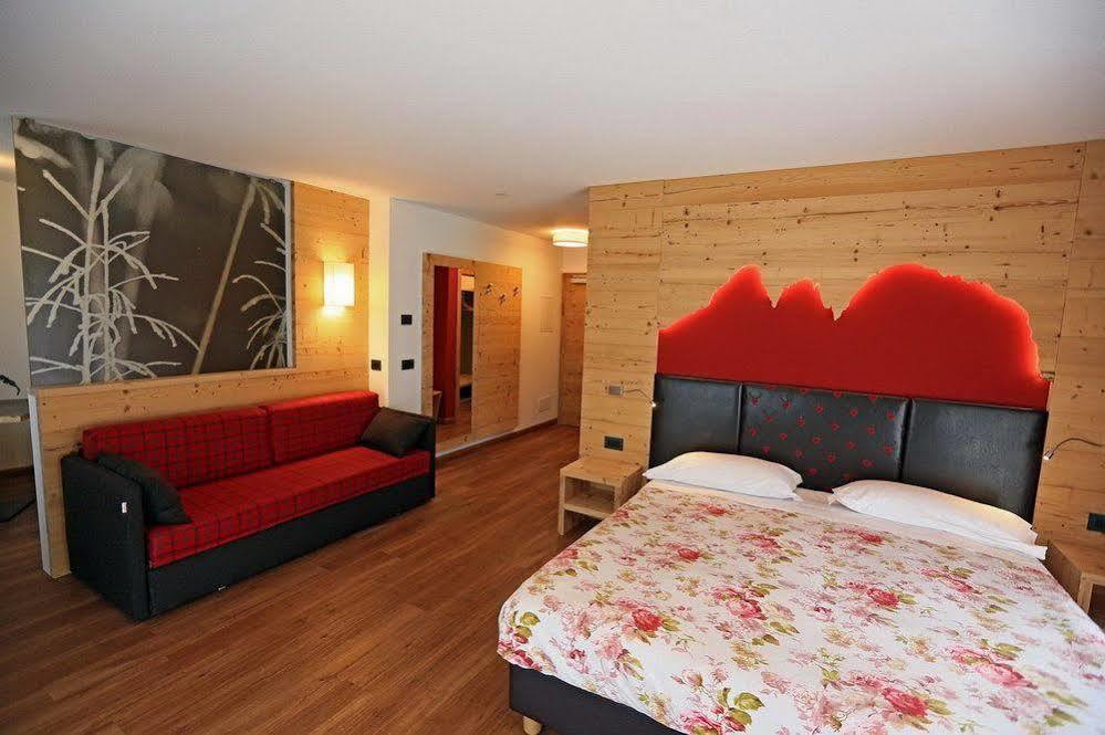 Hotel San Giovanni Vigo di Fassa Exteriör bild